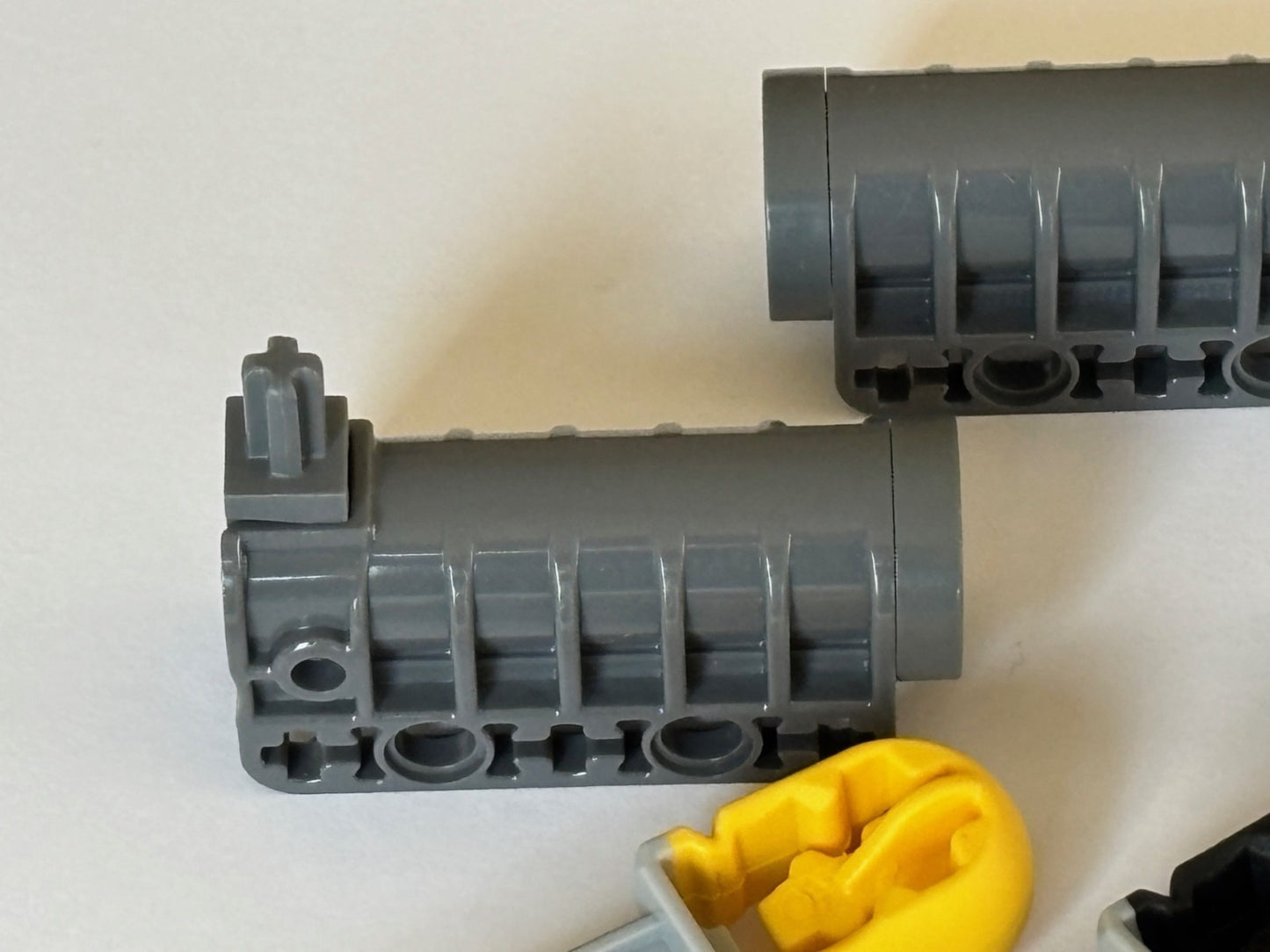 LEGO Technic Lot of 4 Gray Launcher Cannon 57029 and 4 Projectile Arrow Dart (1)
