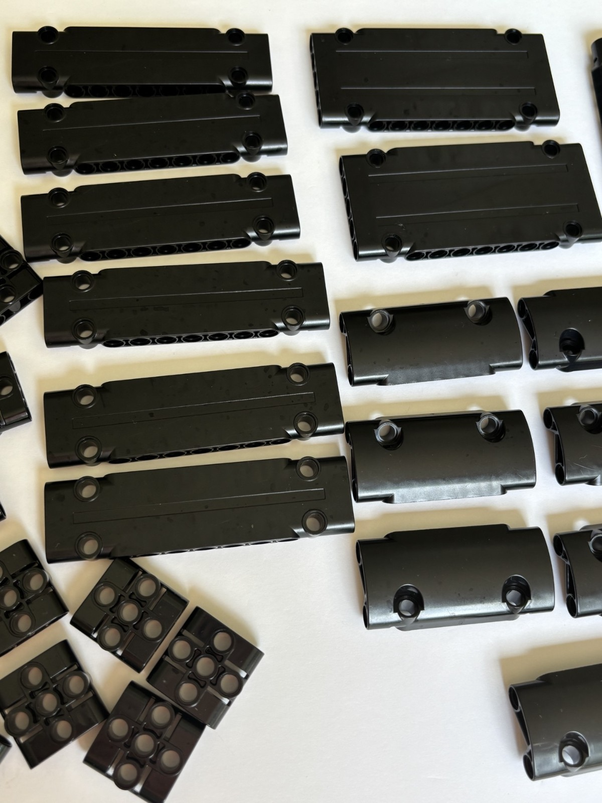 LEGO Technic Lot of 37 Technic Panel Plate & More 11954 24119 15458 64782 (B)