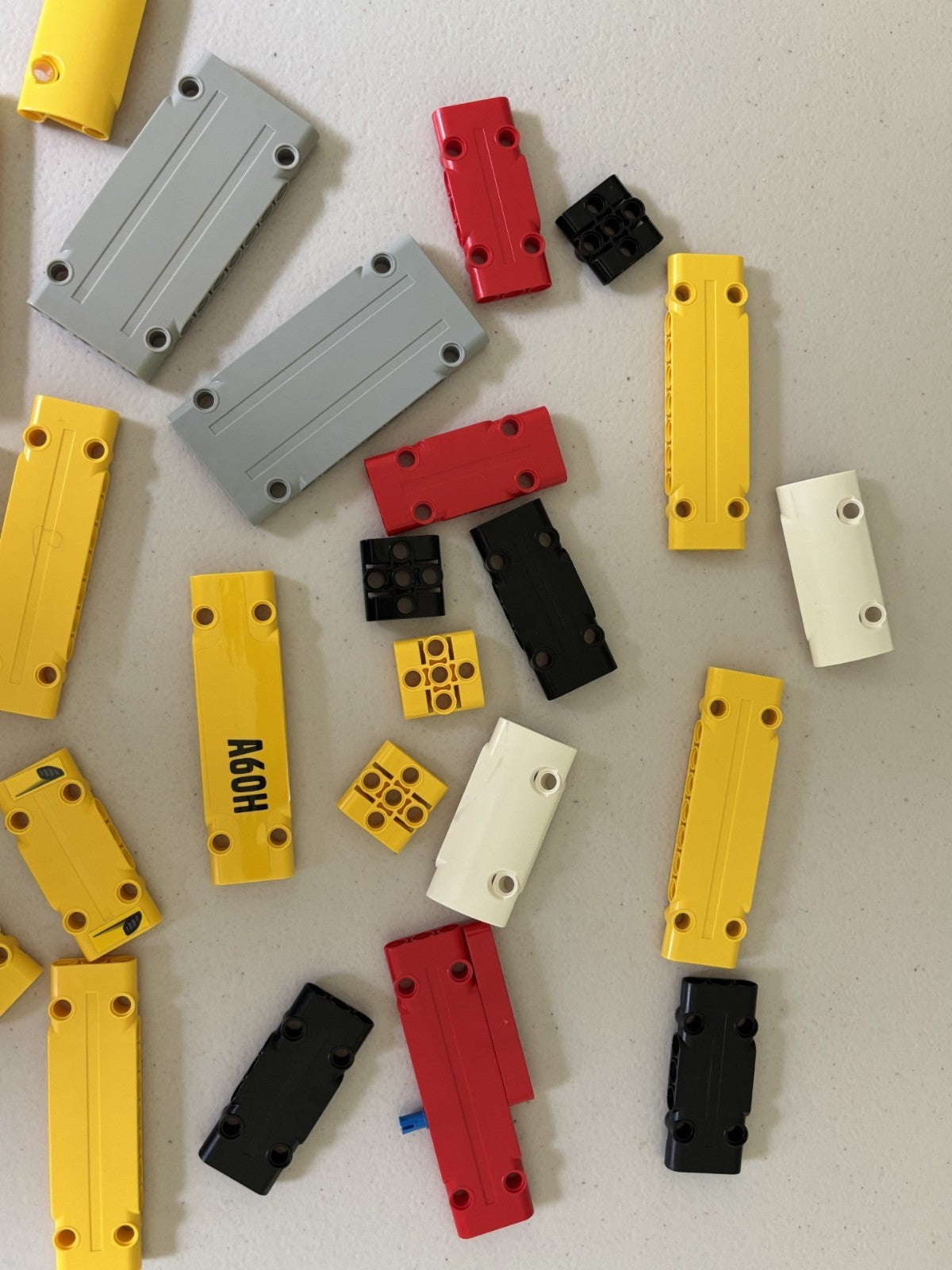 LEGO Technic Lot of 30 Panel Plate Yellow Gray White Red Black