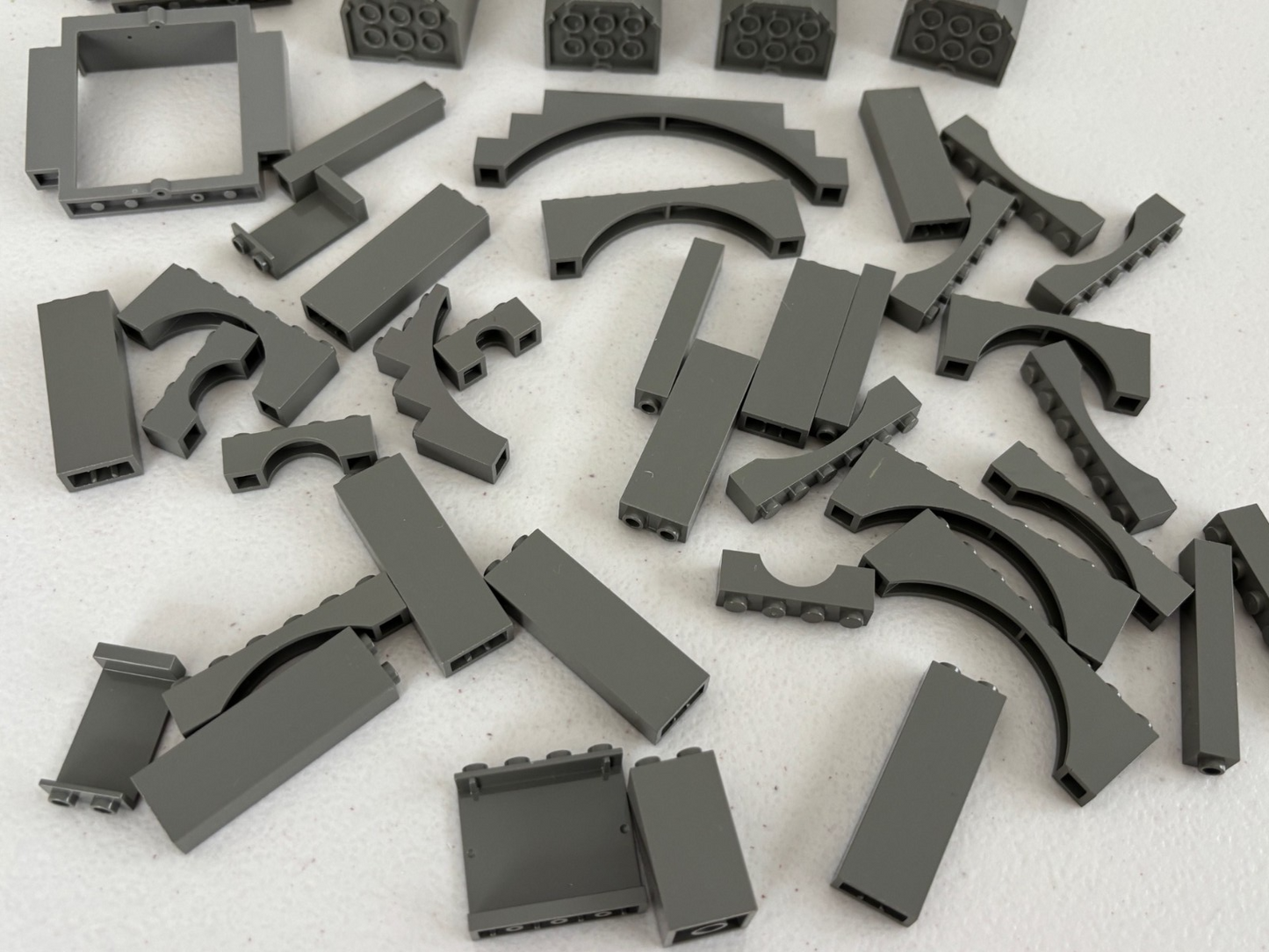 LEGO OLD DARK GRAY Lot of 50 CASTLE ARCHES TURRET ROCK WALL PANEL LURP BURP (C