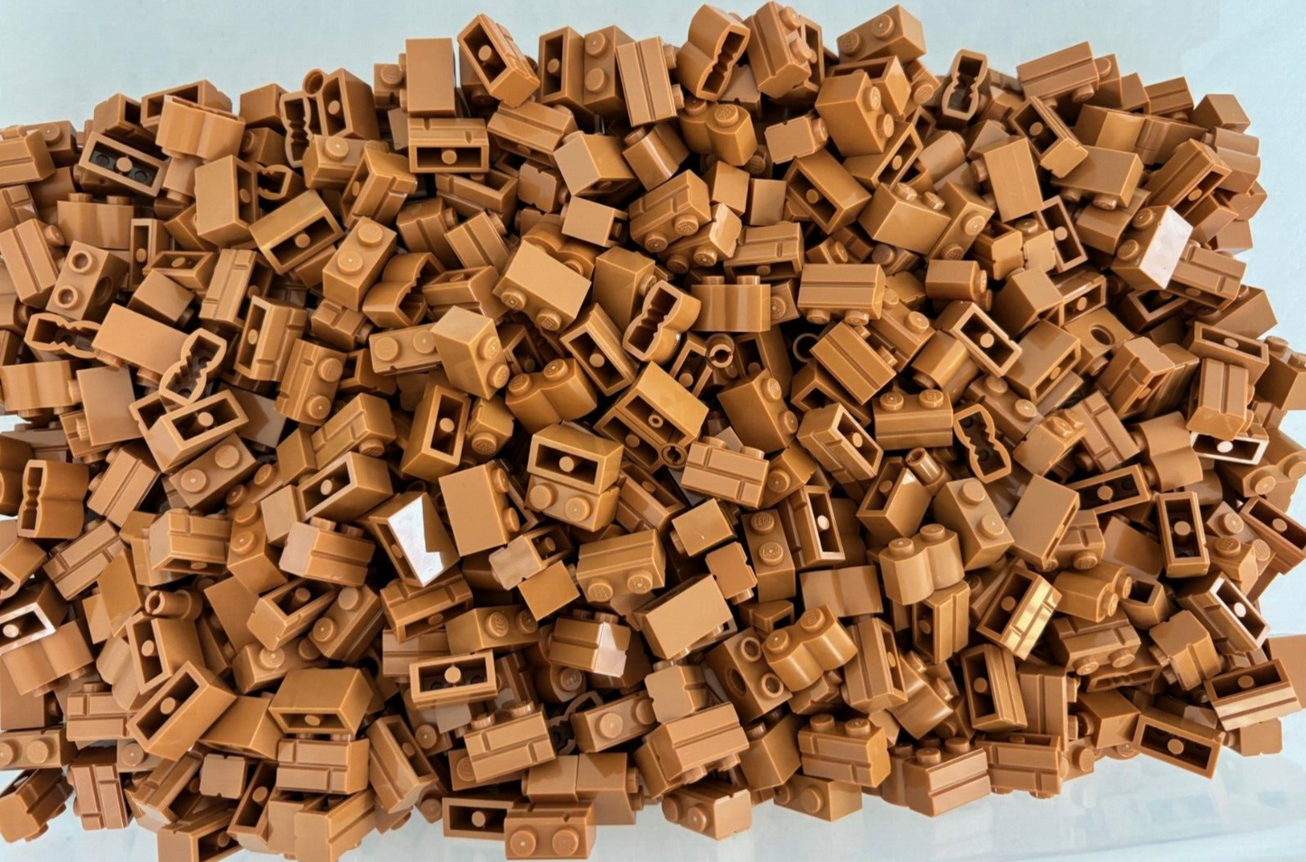 SHIPS FREE!! LEGO MEDIUM NOUGAT BRICK 1X2 MIX LOT of 100 PARTS 98283 MASONRY LOG