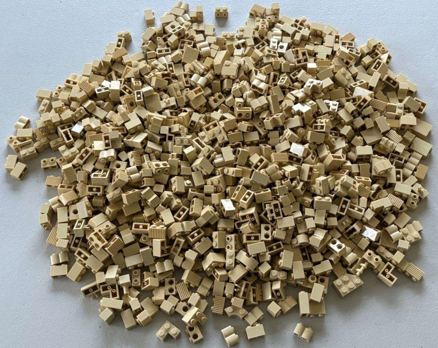 SHIPS FREE!! LEGO TAN BRICK BRICKS 1X2 MIXED LOT of 100 PARTS MODIFIED CASTLE