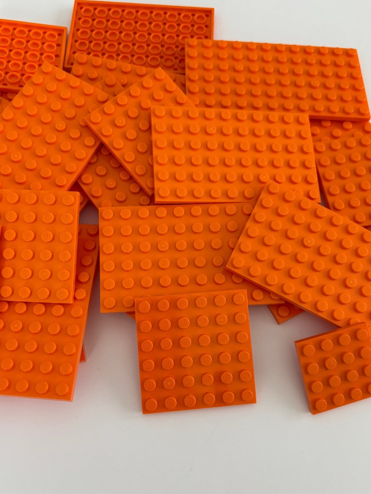 SHIPS FREE Lot of 25 LEGO ORANGE Random Sized Baseplates Base Plate 6X10 6X6 etc