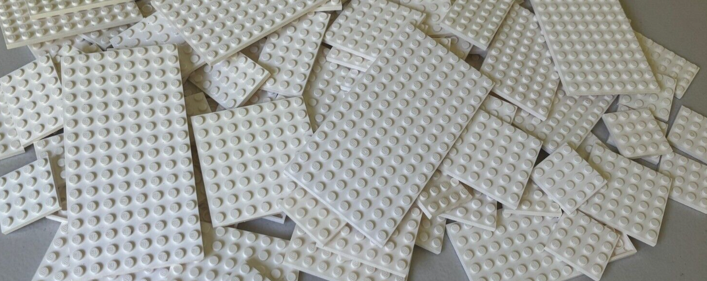 SHIPS FREE!! Lot of 25 LEGO White Random Sized Baseplates Base Plate Mixed Size