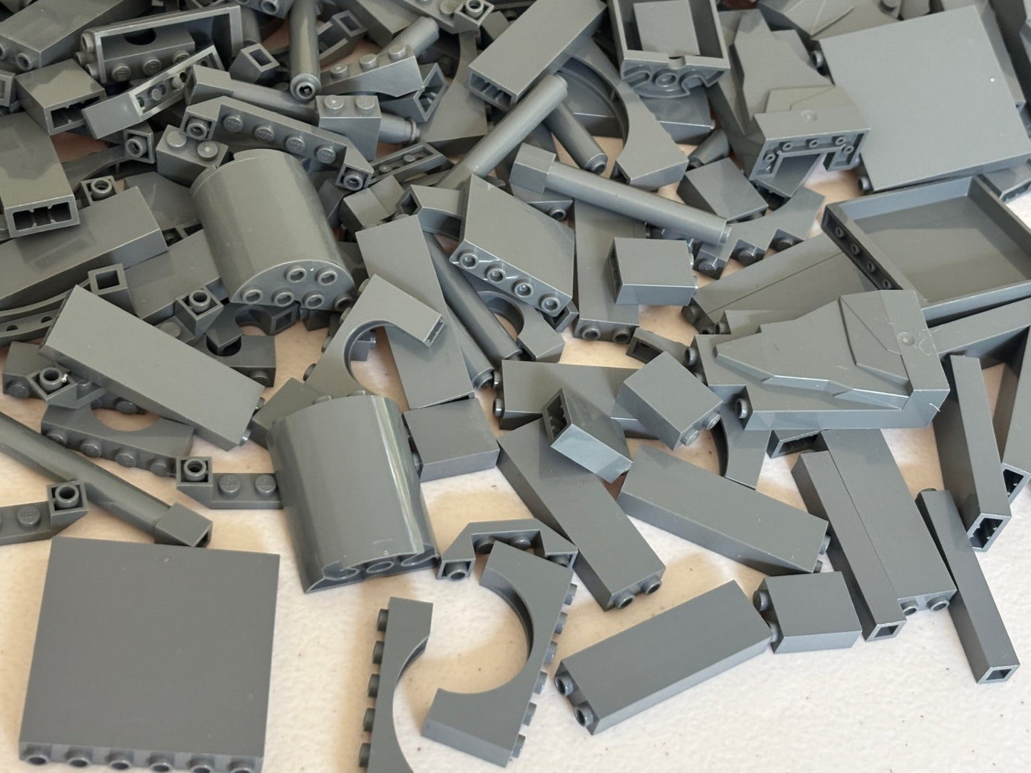 LEGO Lot of 50 Dark Bluish Gray Castle Random Mix Arches Walls Bricks Pillars