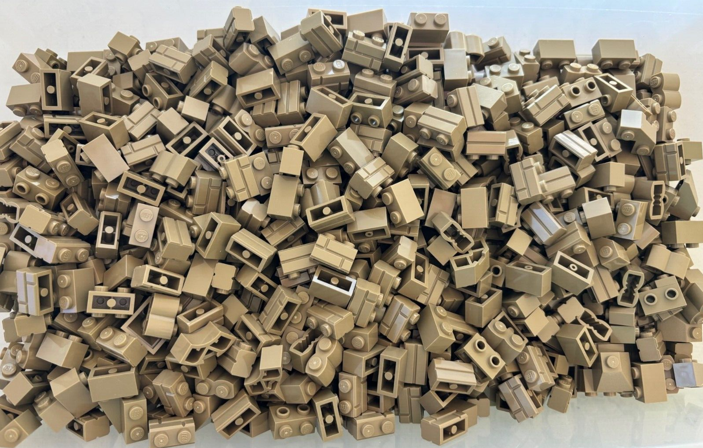 SHIPS FREE!! LEGO DARK TAN BRICK BRICKS 1X2 MIXED LOT of 100 PARTS CASTLE