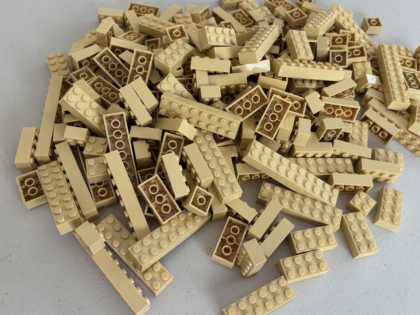 LEGO LOT OF 60 TAN 2x2 2x3 2x4 2x6 2x8 ETC BIG BRICK PIECES 2456 3001