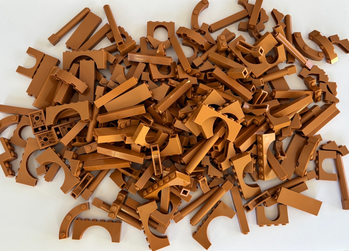 LEGO Lot of 50 MEDIUM NOUGAT Castle Random Mix Arches Wall Panels Bricks Pillars