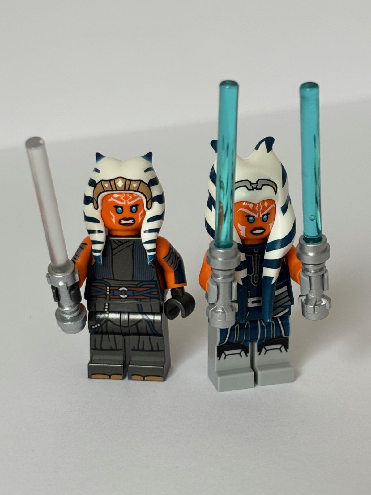 LEGO Star Wars Ahsoka Tano Minifigure Lot of 2 different ones Great!