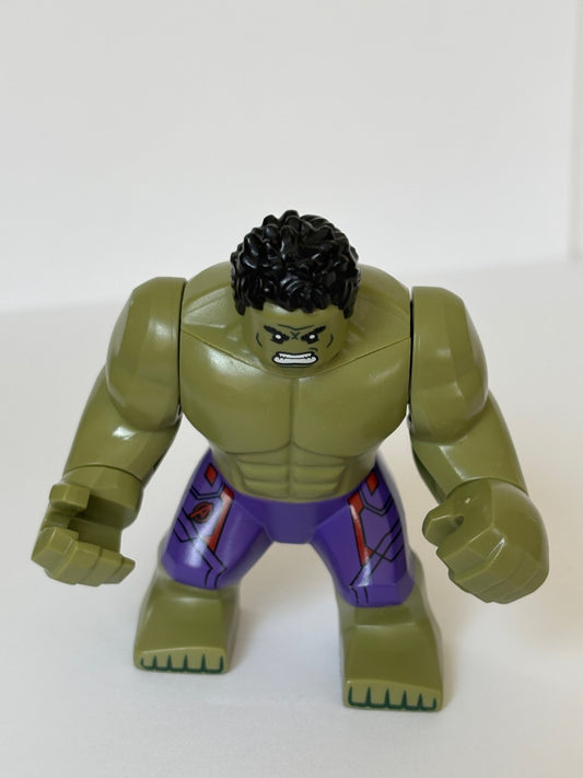 LEGO® Minifigure Hulk with Black Hair, purple pants sh173 from set 76031