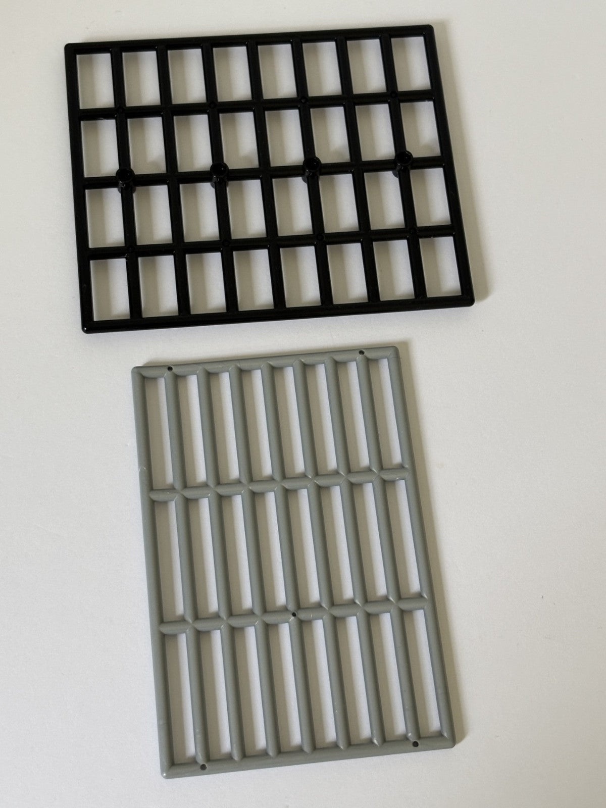 LEGO Black Bar 11 x 13 Grille Gate 99061 and 6046 9x13 Grille