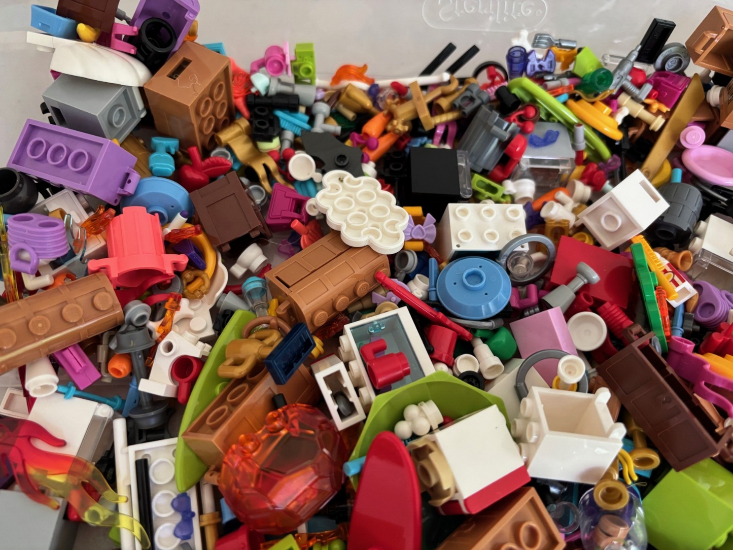 LEGO Minifigure Accessories Lot of 125 + Random Tools Weapons, Food, Guns, Wands