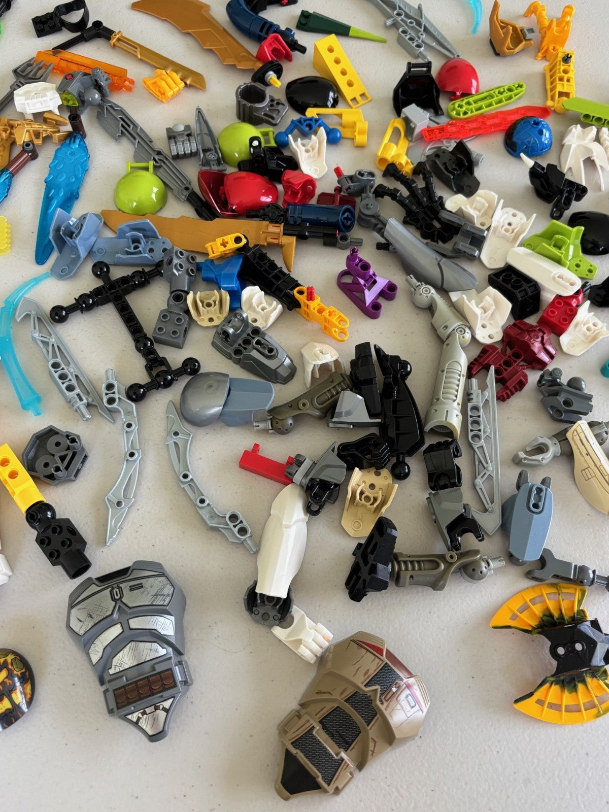 LEGO 1 lb Lot BIONICLE MIXED LOT, Pieces, Weapons, Mixed Parts As Shown In Photo