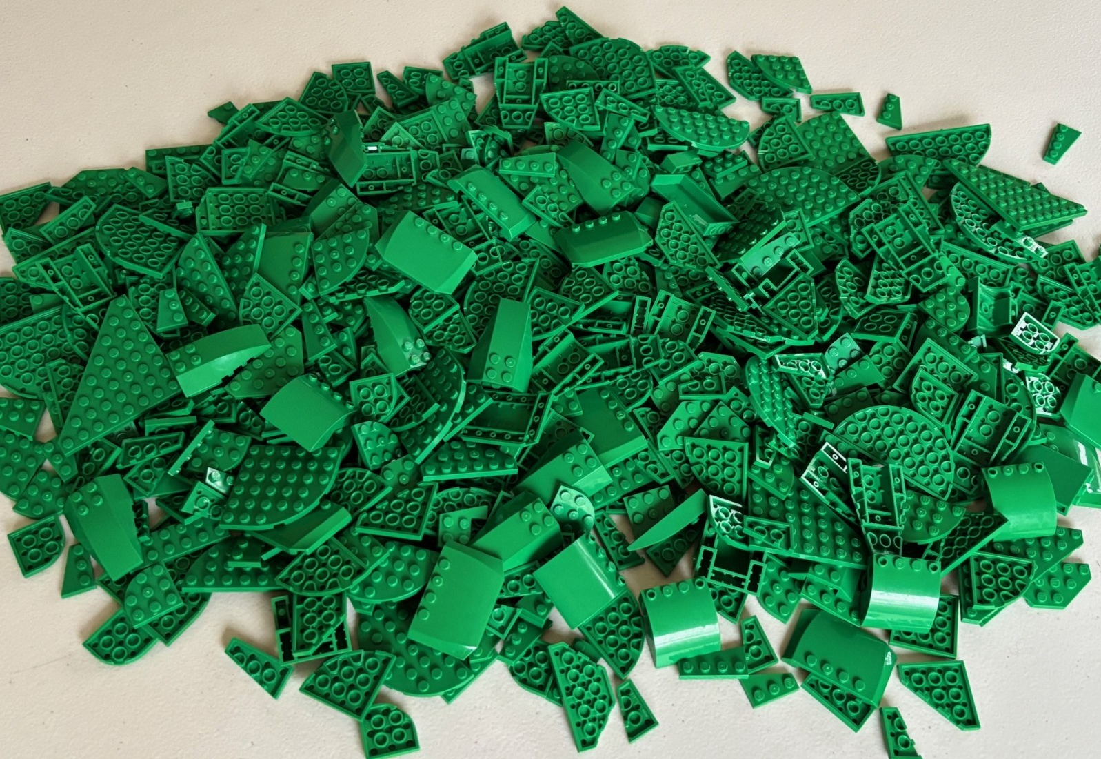 SHIPS FREE!! LEGO LOT 100 GREEN WEDGE WING CORNER PLATES etc STAR WARS