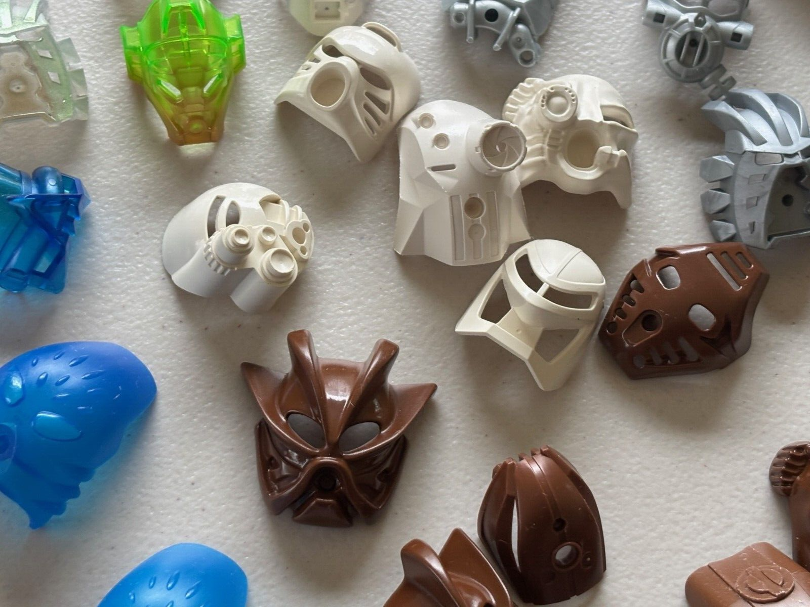 SHIPS FREE!! LEGO Bionicle Mask Lot of 5 RANDOM SURPRISE LOT of 5 MASKS