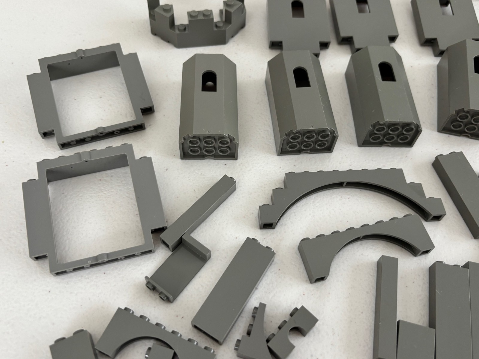LEGO OLD DARK GRAY  Lot of 50 CASTLE ARCHES TURRET ROCK WALL PANEL LURP BURP (C