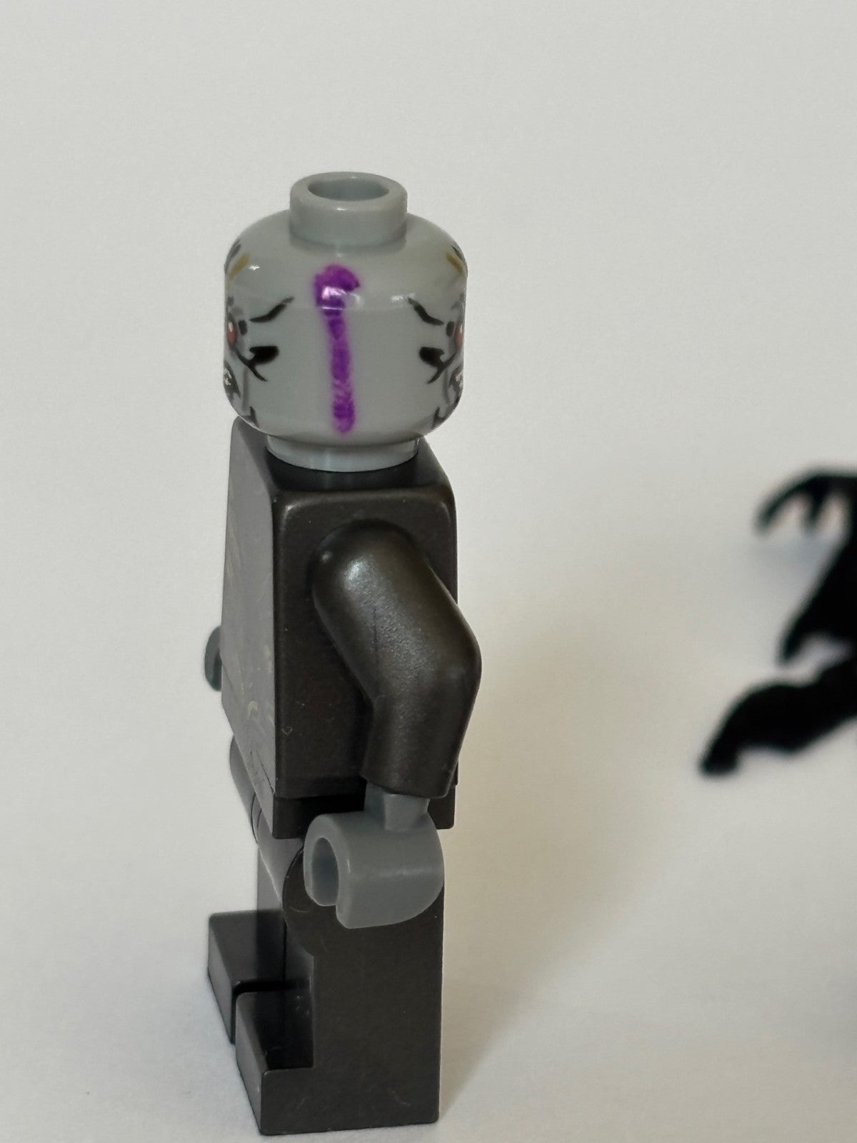 LEGO Super Heroes Corvus Glaive Minifigure 76103 sh0511 (Ink Marks on Head)