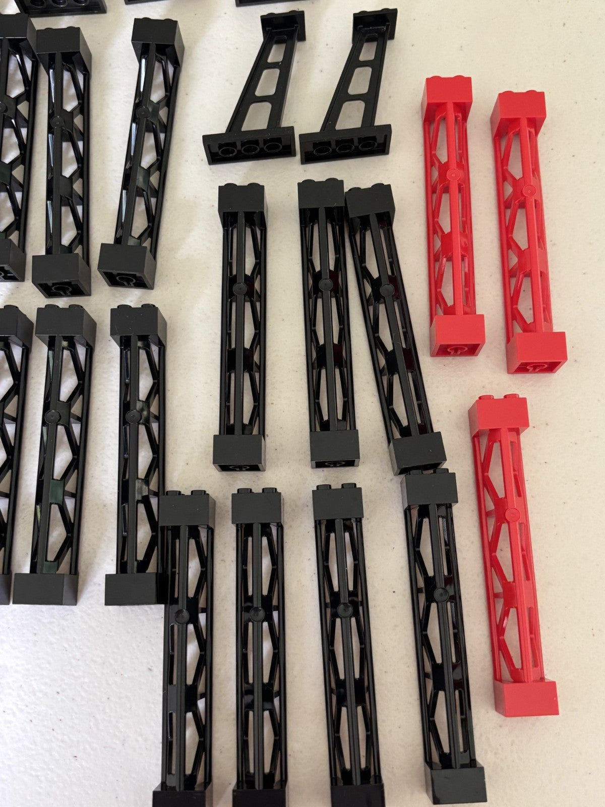 LEGO Lot of 44 Support Girders Columns 1x6x10 2x2x5 2x2x11 2x2x10 Triangular (A)