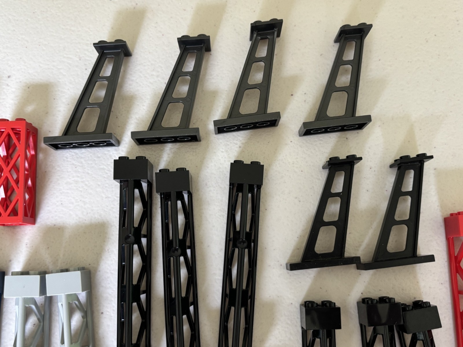LEGO Lot of 44 Support Girders Columns 1x6x10 2x2x5 2x2x11 2x2x10 Triangular (A)