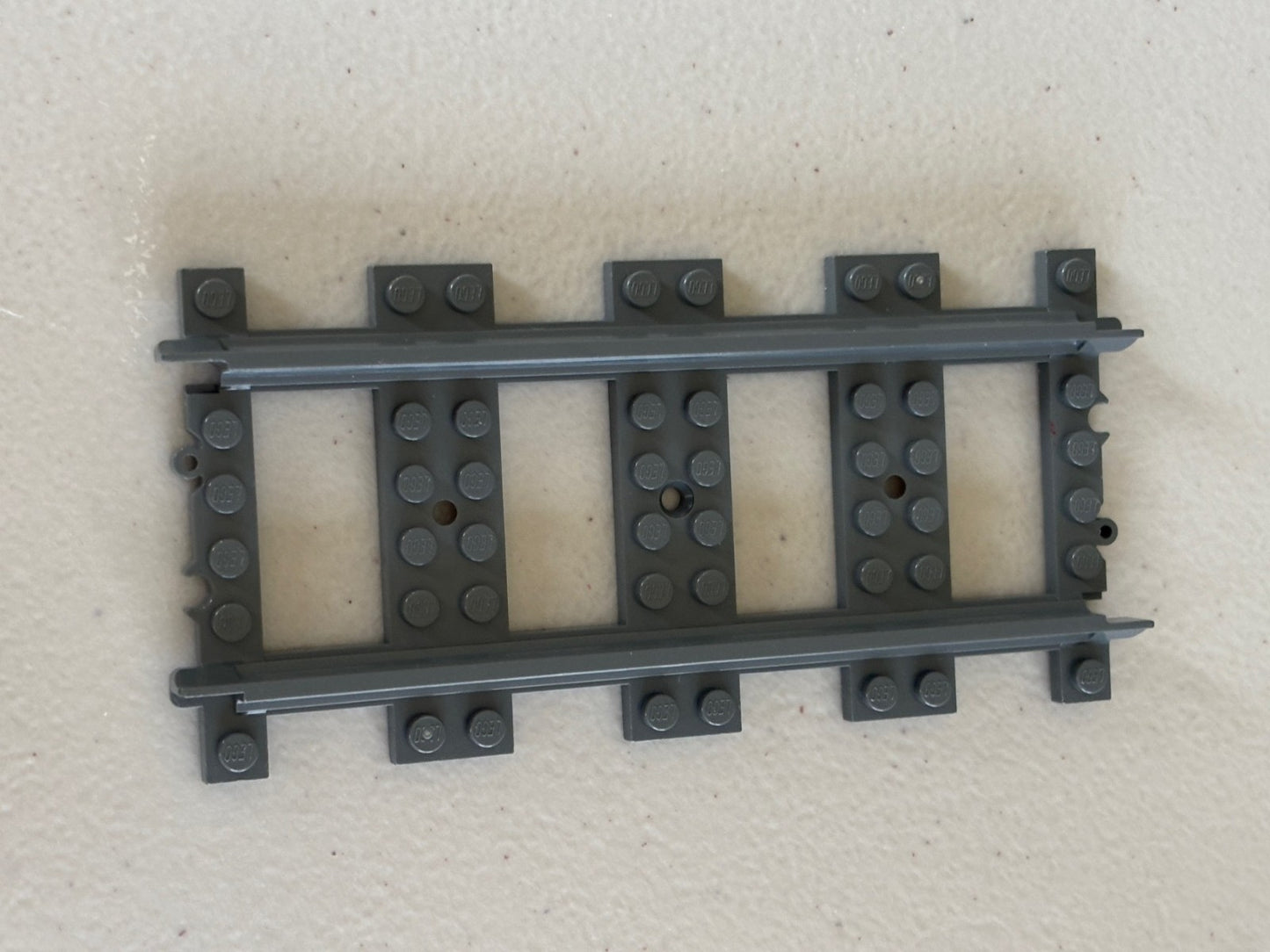 LEGO Train Tracks 10 pcs 53400 Curved + 4 pcs 17275 Straight Tracks Total of 14