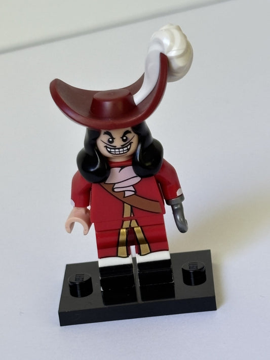 LEGO CAPTAIN HOOK MINIFIG DISNEY SERIES 1 COLLECTIBLE MINIFIGURE 71012 peter pan
