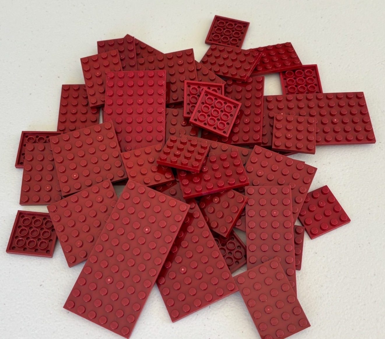 SHIPS FREE! Lot of 25 LEGO DARK RED BASEPLATES MIXED SIZE RANDOM BASE PLATE