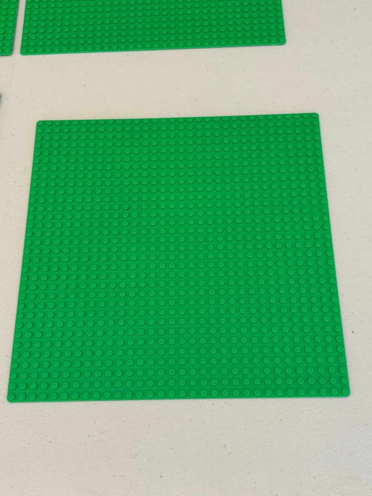 LEGO Lot of 4 3811 Bright Green Base Plate Baseplate 32x32 10" x 10 " inch GREAT