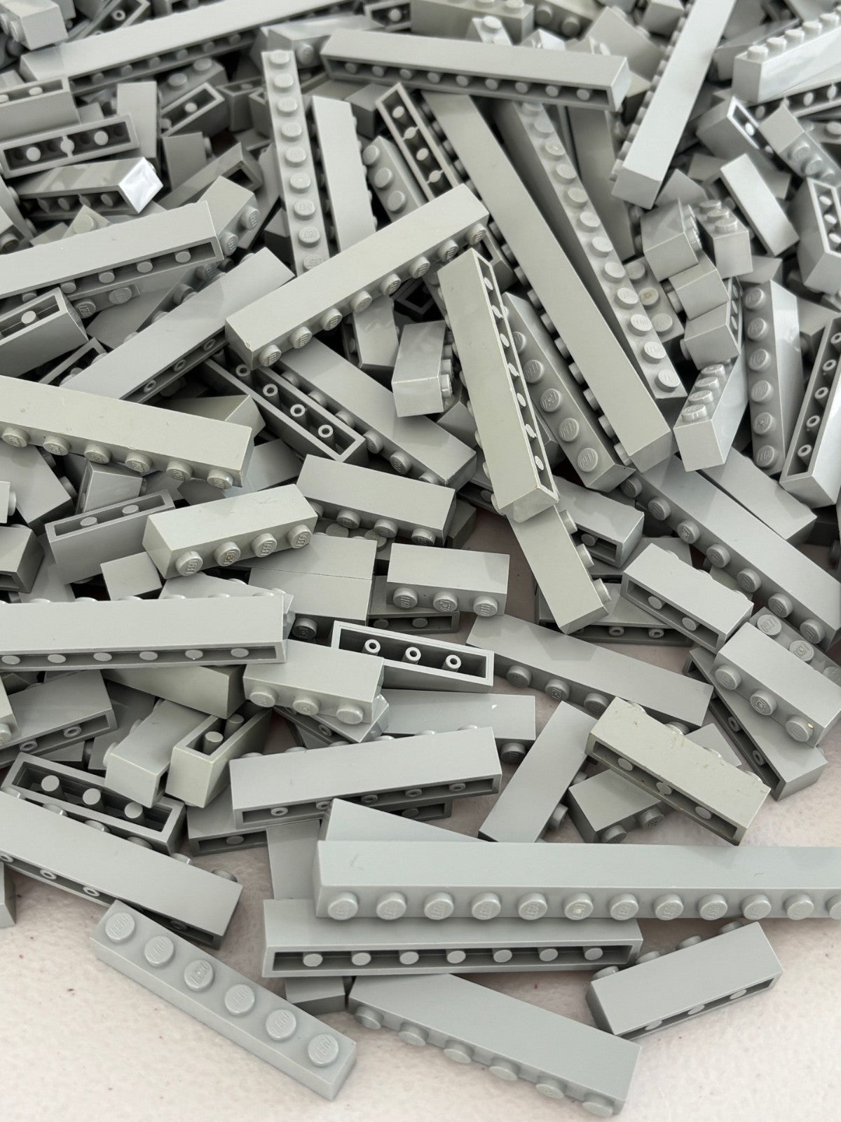 SHIPS FREE!! LEGO OLD LIGHT GRAY BRICK LOT of 30 PARTS 1X3 1X4 1X6 1X8 1X12 etc