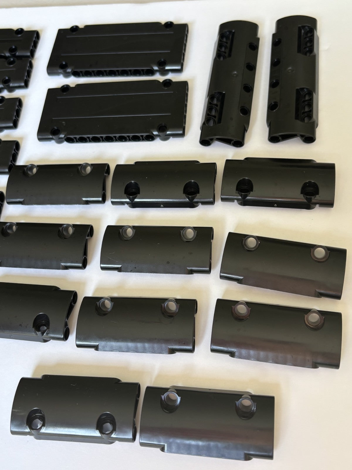 LEGO Technic Lot of 37 Technic Panel Plate & More 11954 24119 15458 64782  (B)