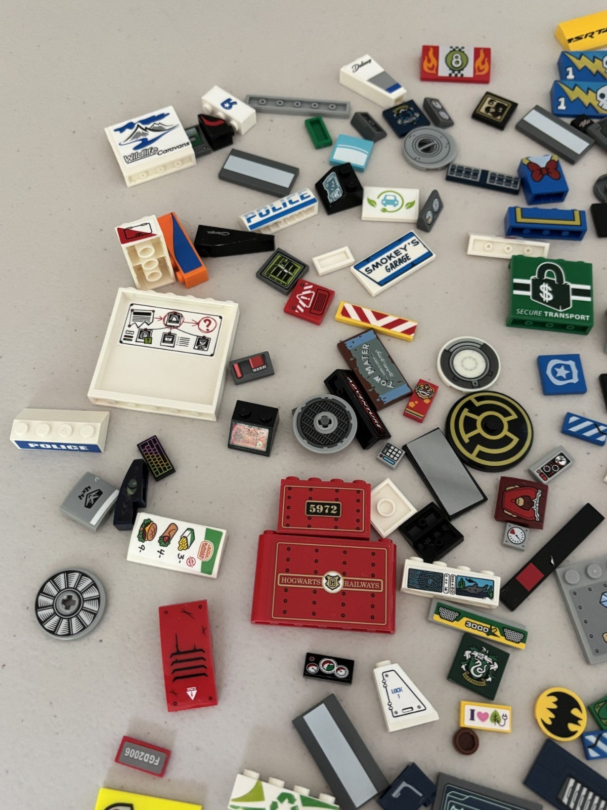 LEGO HUGE LOT of 190 Decorated Stickers Printed BRICK TILES etc (Lot 25)
