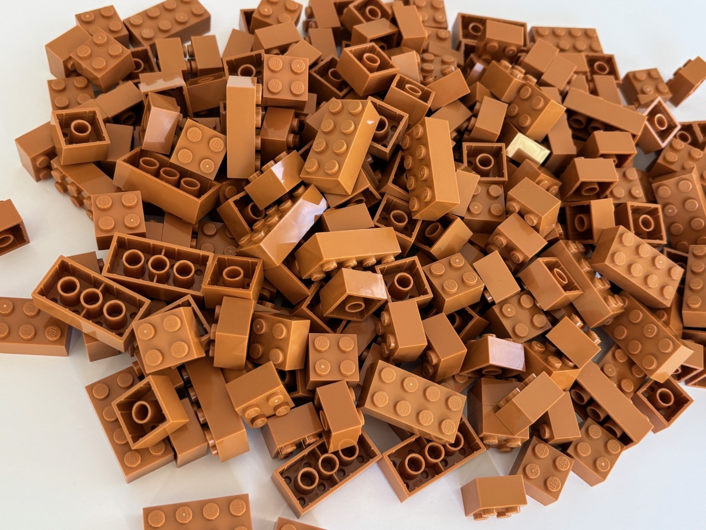 SHIPS FREE!! LEGO LOT OF 25 MEDIUM NOUGAT 2x2 2x4 BRICK PIECES PARTS 3001