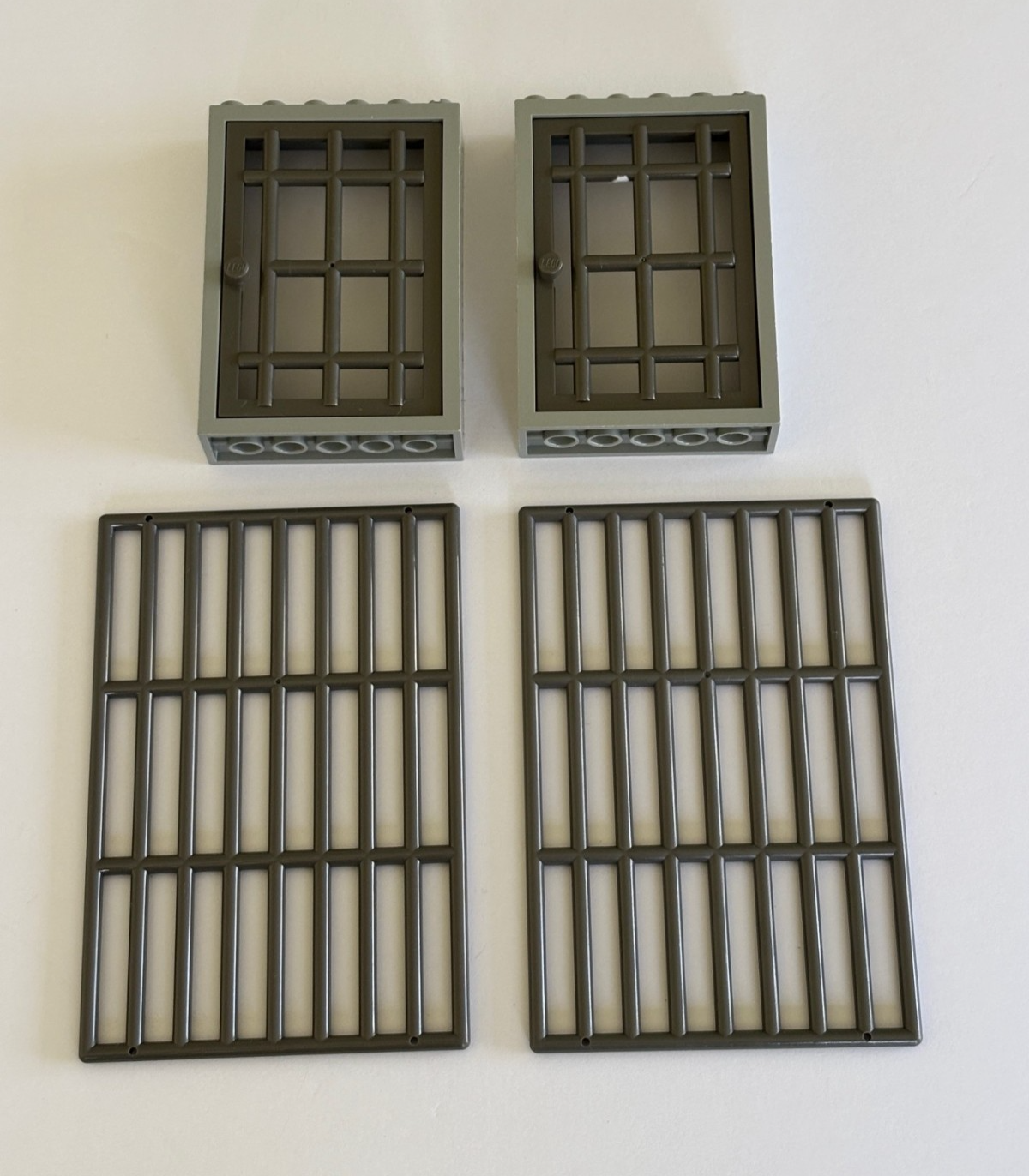 LEGO LOT 4 DOOR FRAME 2X6X7 BARRED 1X6X7 PIRATE JAIL CASTLE 4611 4071 6046 Grill
