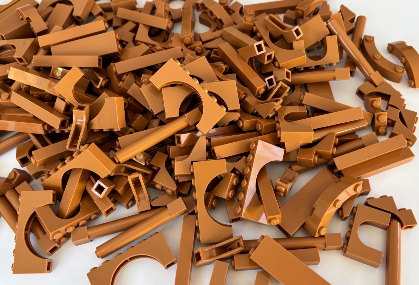 LEGO Lot of 50 MEDIUM NOUGAT Castle Random Mix Arches Wall Panels Bricks Pillars