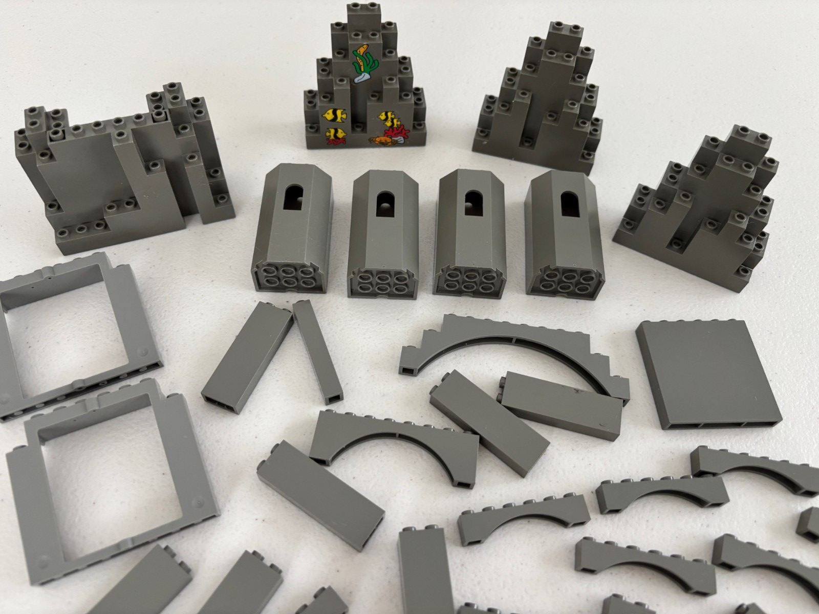 LEGO OLD DARK GRAY  Lot of 54 CASTLE ARCHES TURRET ROCK WALL PANEL LURP BURP (A