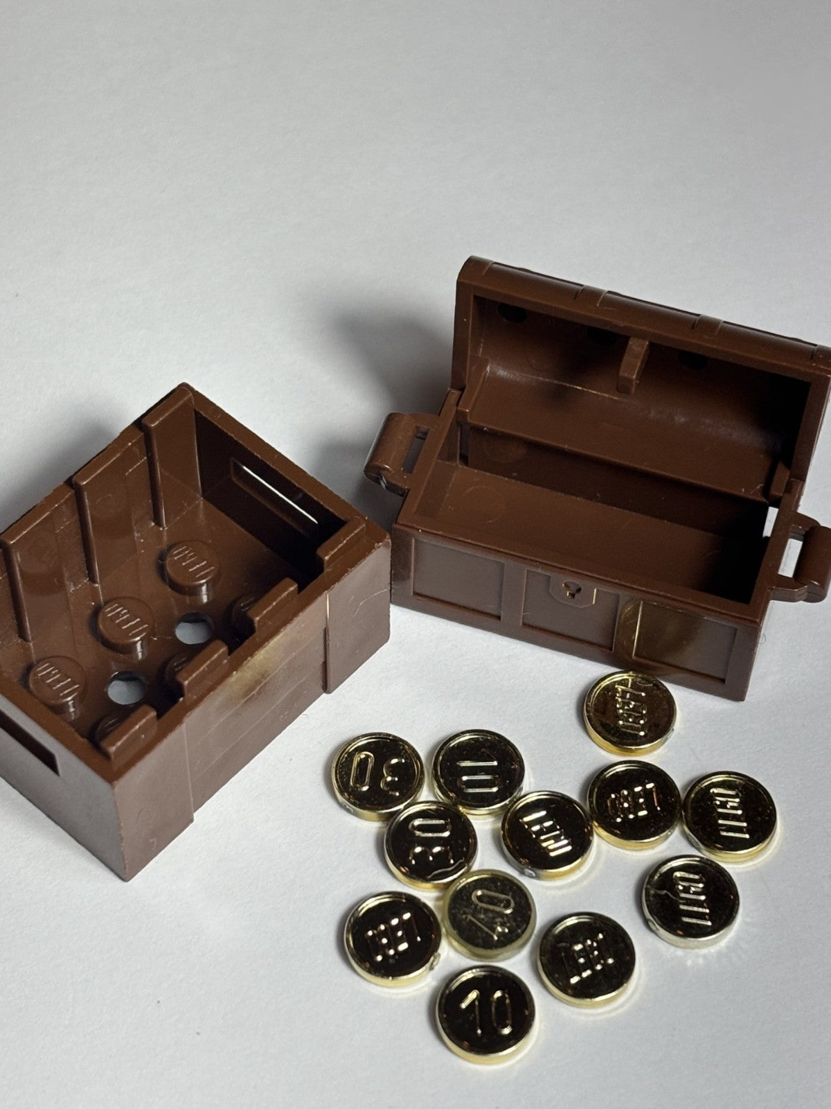 LEGO Lot of 12 Chrome Gold COIN PIECES + Treasure Chest Pirate Loot