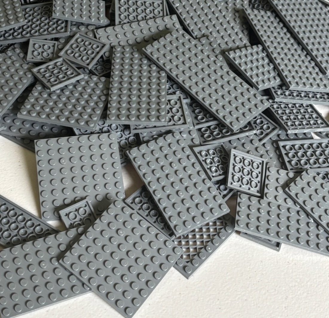 LEGO HUGE Lot of 100 !! Dark Bluish Gray Baseplates Base Plate Plates Mix Size