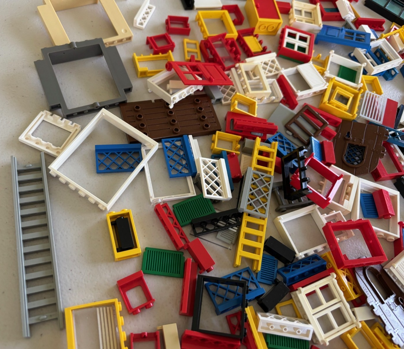 LEGO VINTAGE Windows Doors Fences Shutters Pirate 1 lb Lot as Pictured (Lot 1)