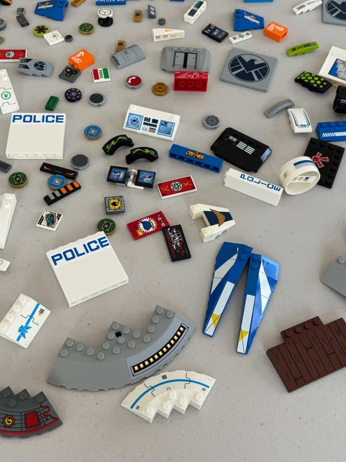 LEGO HUGE LOT of 188 Decorated Stickers Sticker Printed BRICKS TILES (Lot 3)