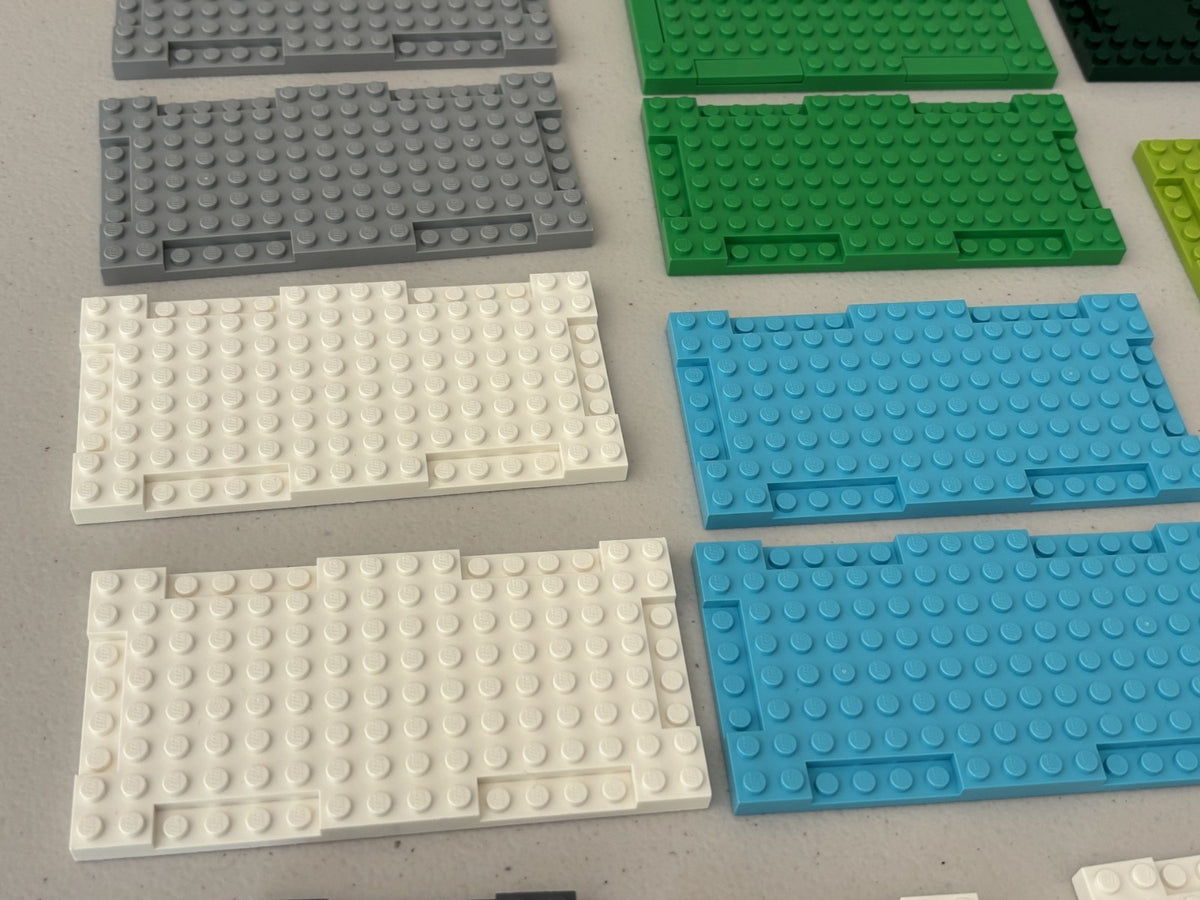 LEGO LOT OF 20 INTERCONNECTING PLATES 2629 18922 15624 3958 GRAY GREEN WHITE ETC