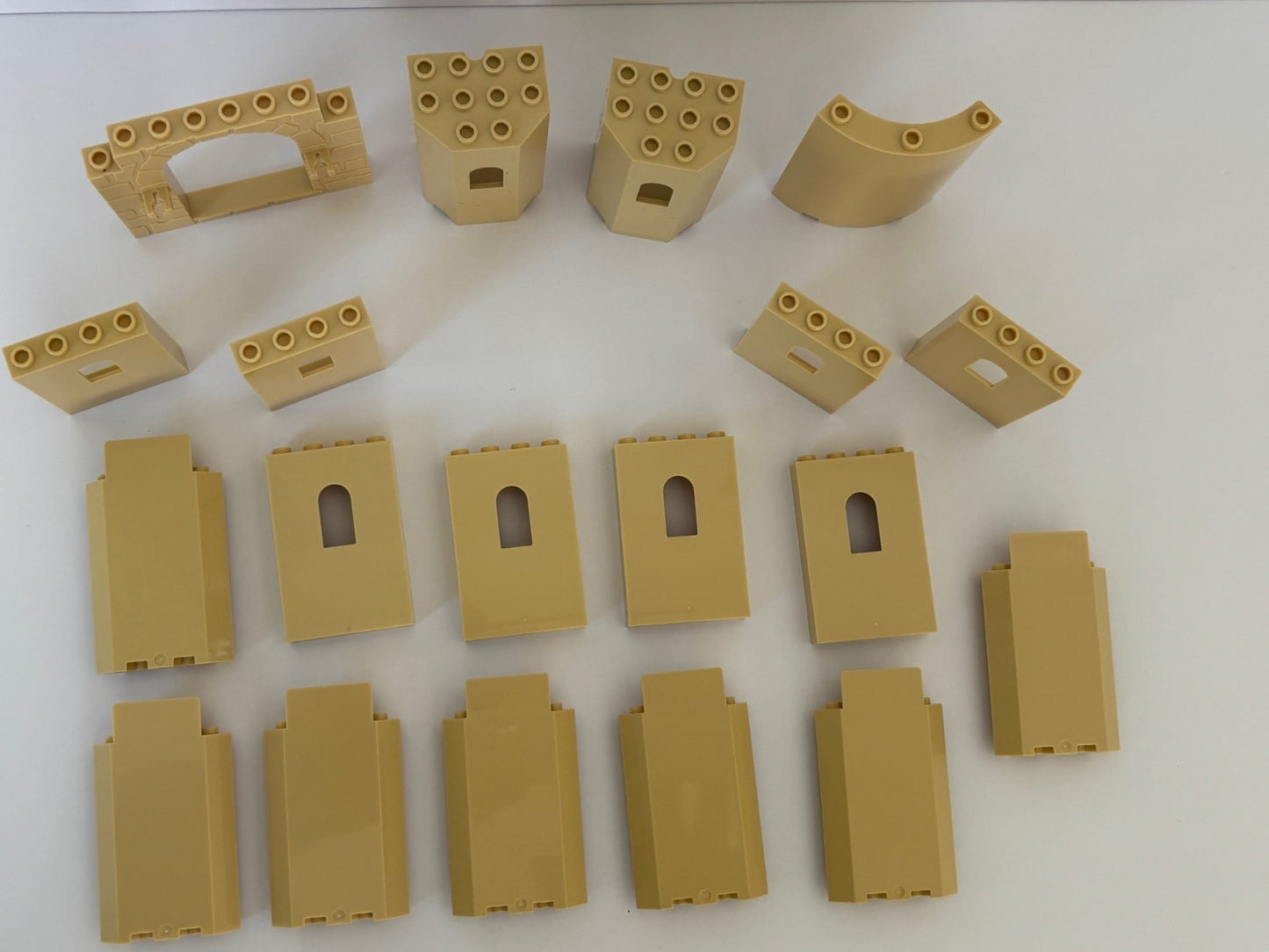 LEGO Tan Castle Walls Windows  Panels Lurp Rock Wall Parts Lot of 19 (Lot B)