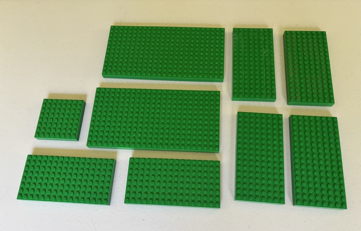 LEGO Lot of 9 Brick 12x 24 Thick Base Plate Castle Black 30072 Green 8x16 8x8