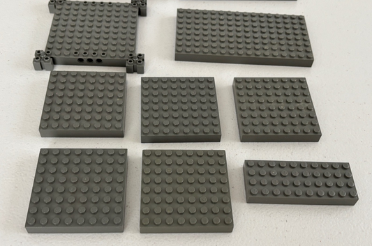 LEGO 10 Pieces Dark Gray Brick Thick Base Plates 8x16 8x8 Studs etc Castle (lotB