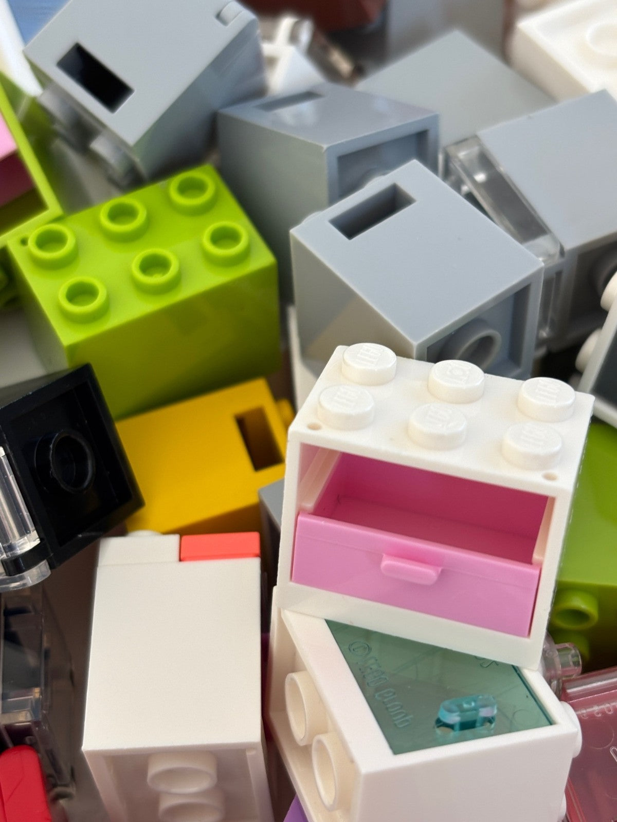 LEGO BULK RANDOM LOT OF 25 CONTAINER BOX  MAILBOX CUPBOARD CABINET ETC 4346 4532