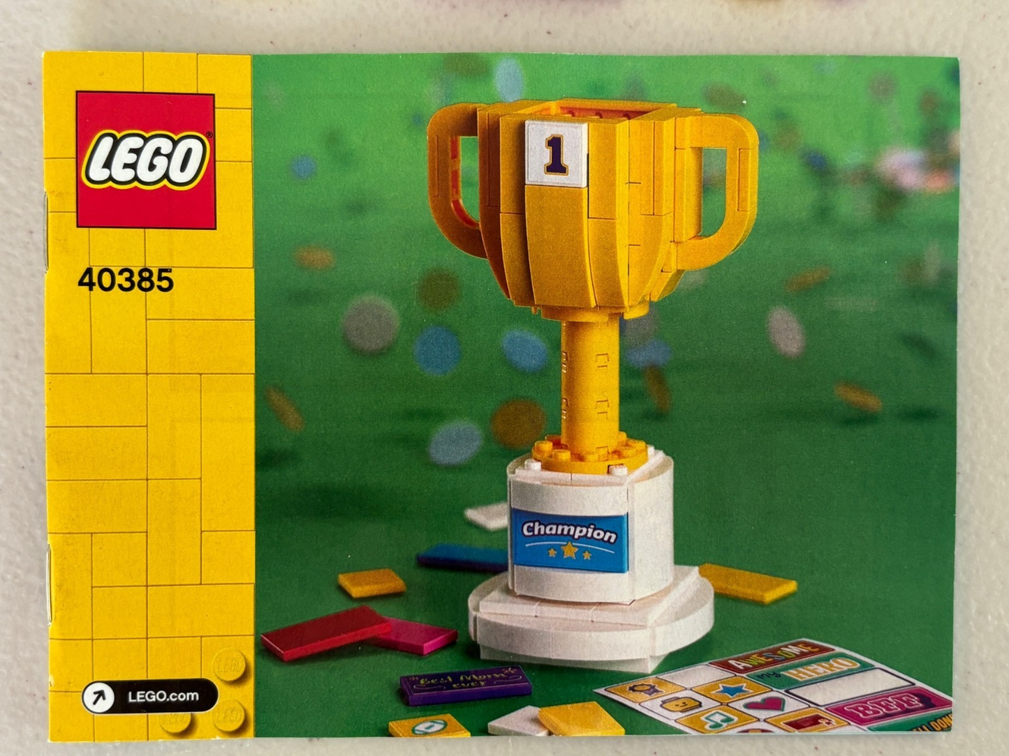 LEGO Iconic: Trophy (40385) Built With Instructions and Sticker Parts