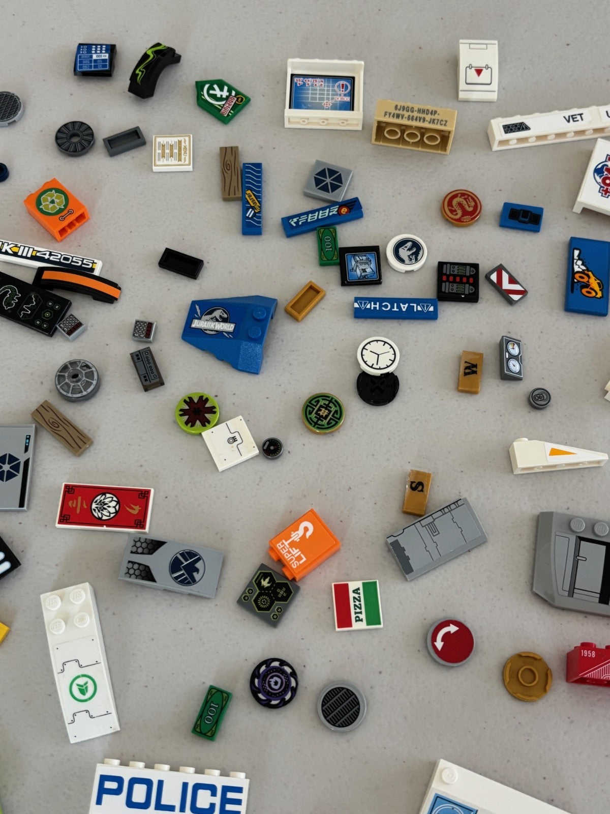 LEGO HUGE LOT of 188 Decorated Stickers Sticker Printed BRICKS TILES (Lot 3)