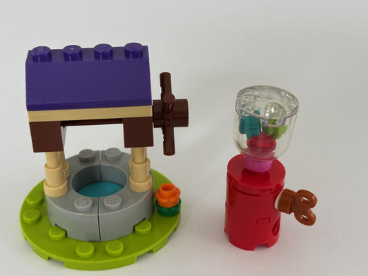 SHIPS FREE!! LEGO Wishing Well and Gumball Vending Machine