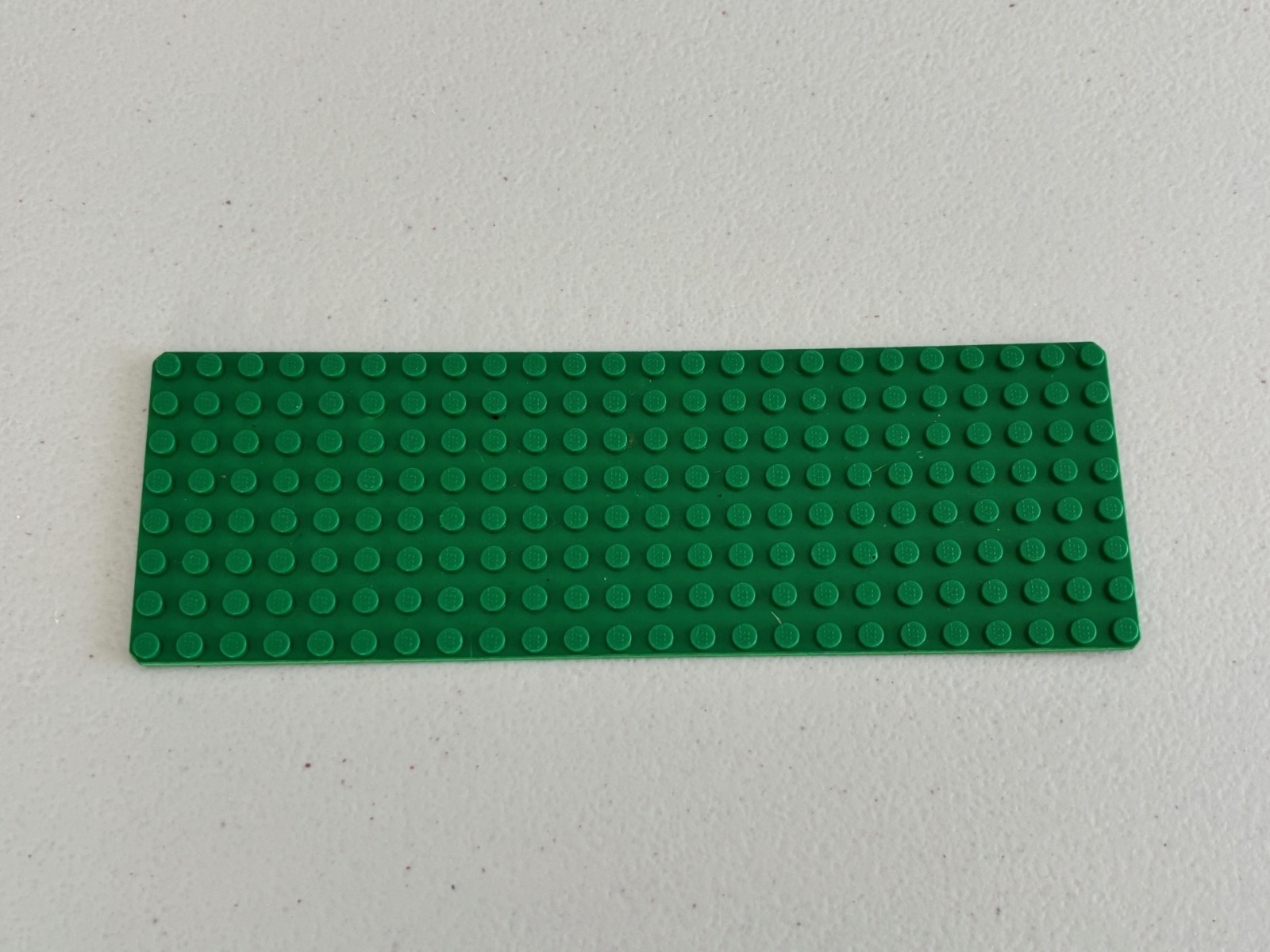 LEGO Thin Baseplate Lot of 5 Vintage Plates 16x16 Green 8x24 16x18 Yellow x184