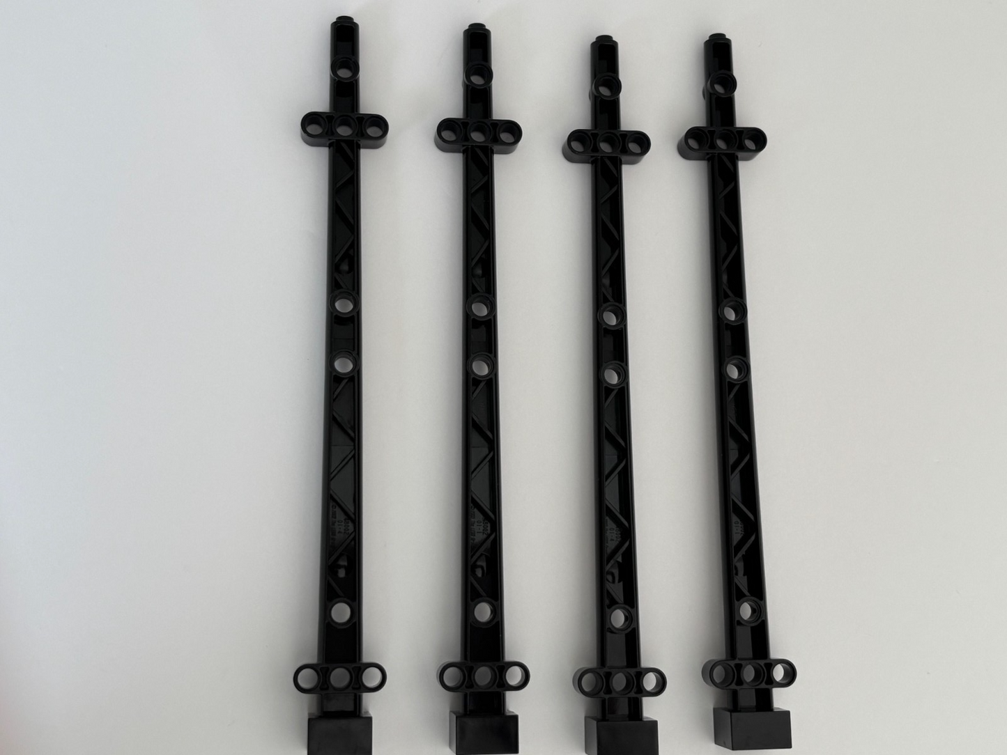 LEGO 4 Pirate Ship Black Boat Mast 48002 2x2x20 48002 4184 71042 7048 4195 6243