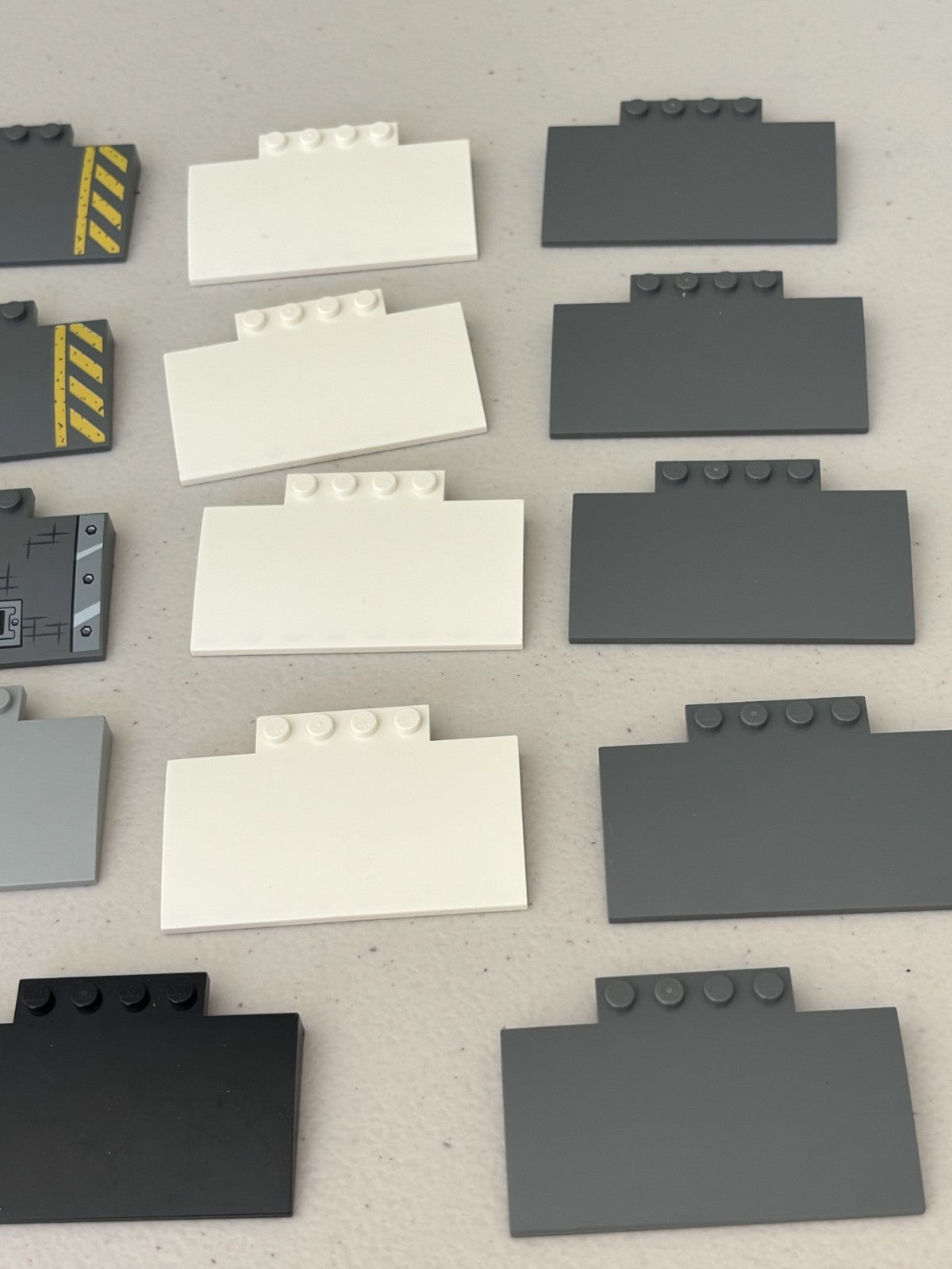 LEGO BULK LOT of 19 SLOPE CURVED RAMP 5 X 8 X 2/3  15625 BLACK GRAY White