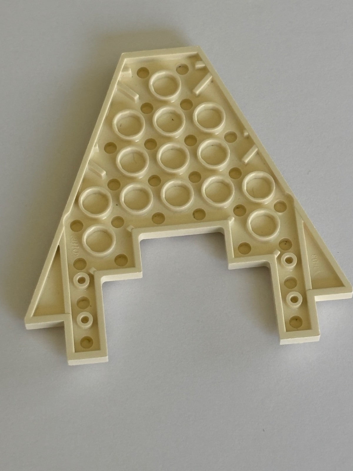 LEGO 1990s White Wedge Plate 8 x 8 6104 For Pirate Flagship / Schooner 6973 6286